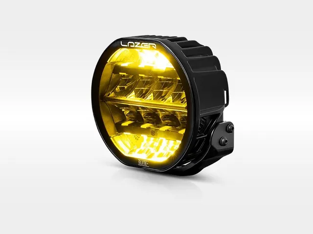 LAZER SENTINEL 7" ELITE+ PL2 fjernlys med hvitt og gult lys, og parklys 
