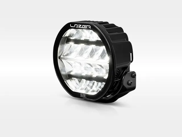 LAZER SENTINEL 7" ELITE+ PL2 fjernlys med hvitt og gult lys, og parklys 