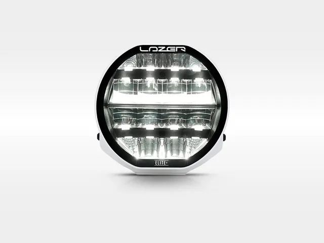 LAZER SENTINEL 7" ELITE+ PL2 fjernlys med hvitt og gult lys, og parklys 