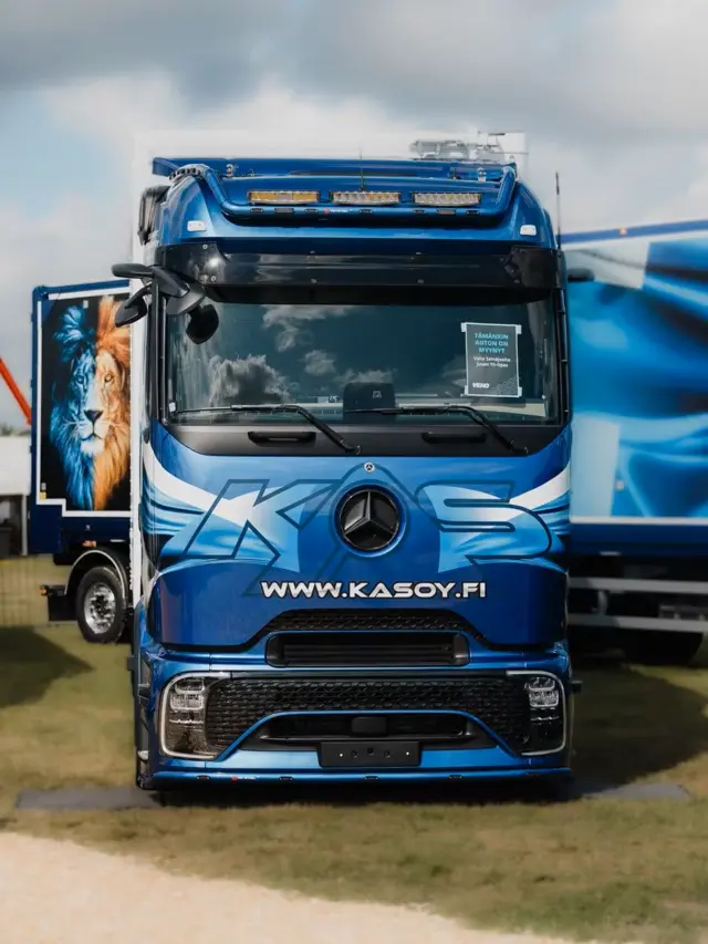 RST Lowline V15 spoilerbøyle f/Mercedes-Benz Actros ProCabin 