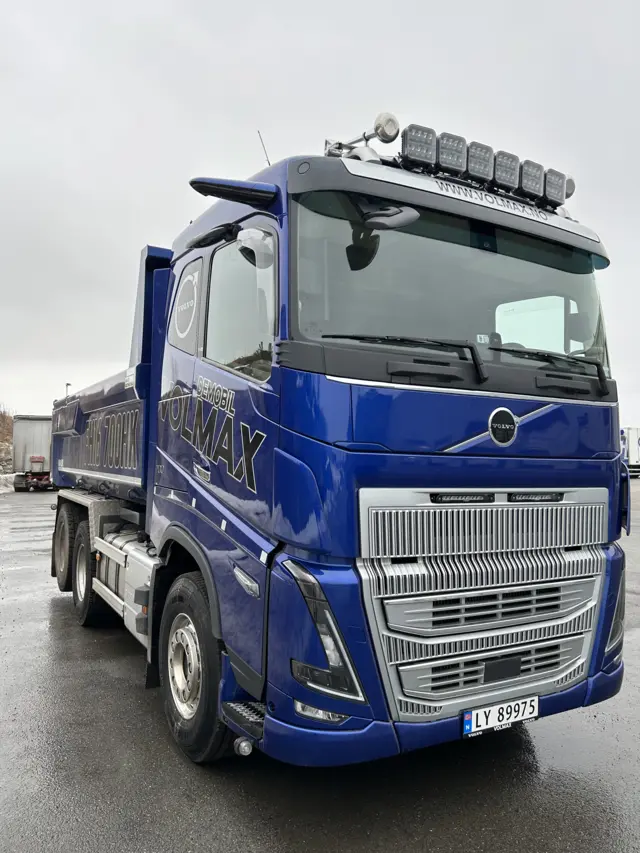 OZZ SQR 7" fjernlys Sort m/park- og varsellys 