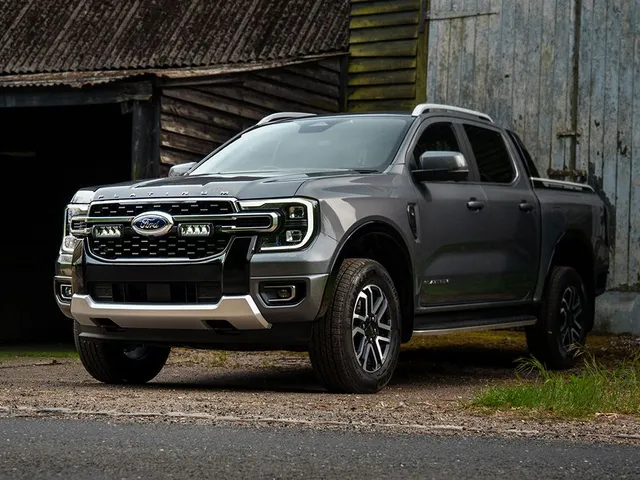LAZER Ford Ranger Platinum 2023-> Grillkit med LAZER TR750 Elite G2 