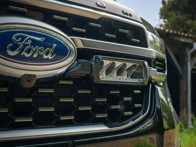 LAZER Ford Ranger Platinum 2023-> Grillkit med LAZER TR750 Elite G2 