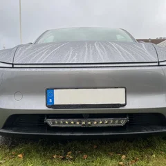 Fjernlyspakke med OZZ XB1 20" for Tesla Model Y (Juniper) 2025->