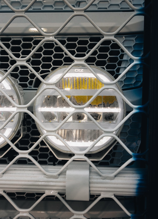 OZZ XR3 P9" fjernlys Helhvit 16 LED, parklys, 15000 lumen 