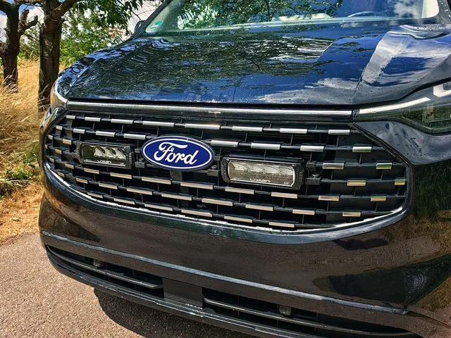 LAZER Ford Tourneo Custom 2024-> Grillkit med LAZER TR750 Elite G2 
