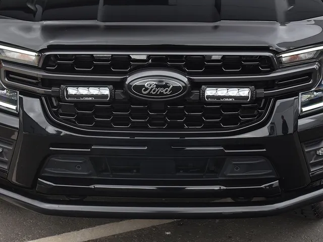 LAZER Ford Ranger Wildtrak 2023-> Grillkit med LAZER TR750 Elite G2 