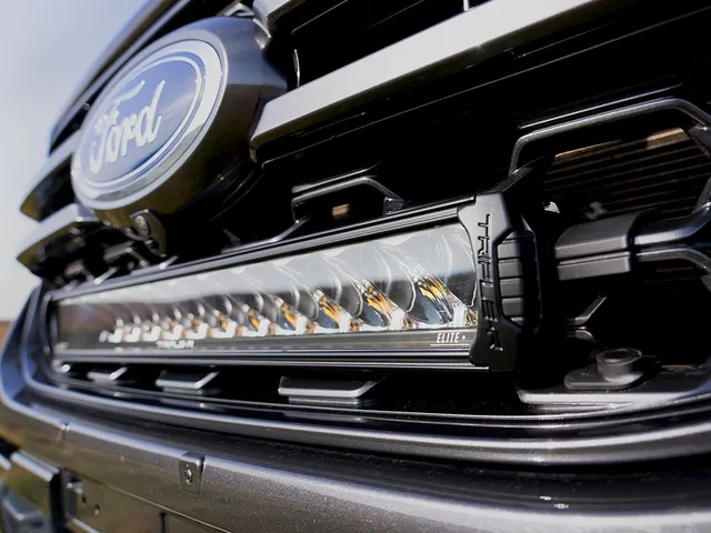 LAZER Ford Ranger Wildtrak 2023-> Grillkit med Triple-R 1250 (TR1250) 