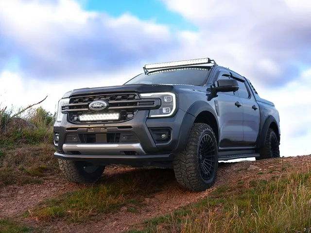 LAZER Ford Ranger Wildtrak 2023-> Grillkit med Triple-R 1250 (TR1250) 