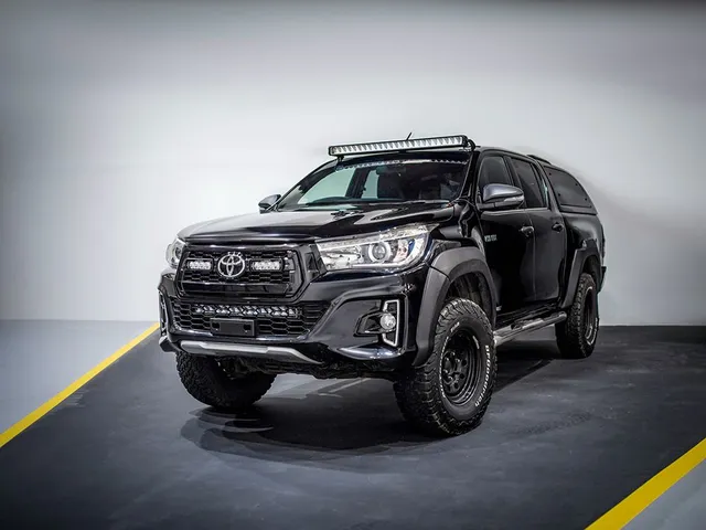 LAZER Takmonteringssett for Toyota Hilux 2015->, uten takrails 