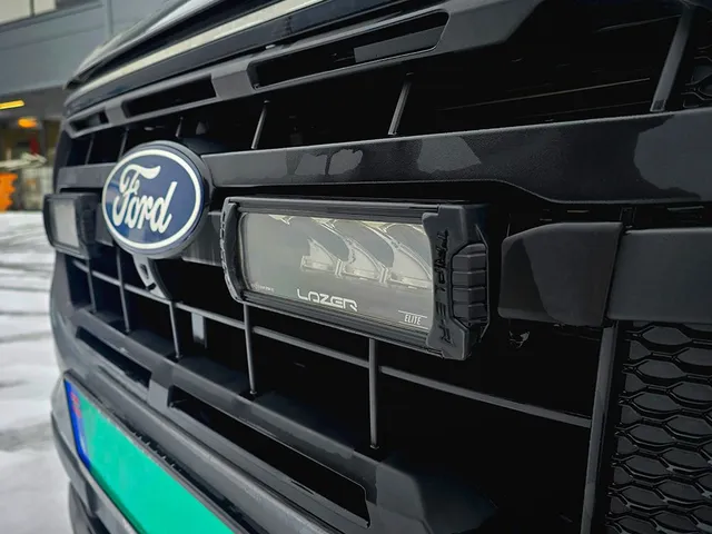 LAZER Ford Transit Custom Trail 2024-> Grillkit med LAZER TR750 Elite G2 