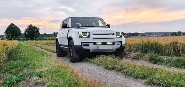 LAZER Grill-braketter f/ Land Rover Defender 20-> (til TR750) 