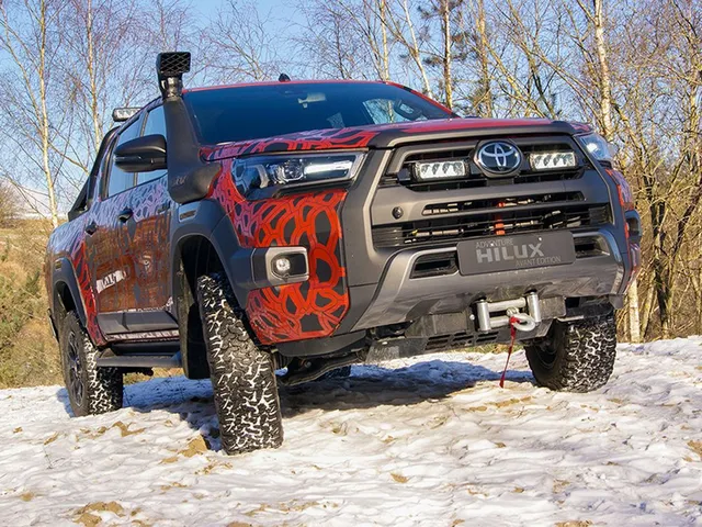 LAZER Grill-braketter f/Toyota Hilux InvisibleX 21-> (t/TR750) 