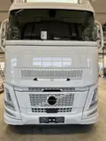 Fjernlyspakke med OZZ XB1 P27" (hvit) for Volvo FH Aero