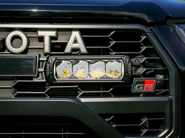 LAZER Toyota Hilux GR Sport 2024-> Grillkit 