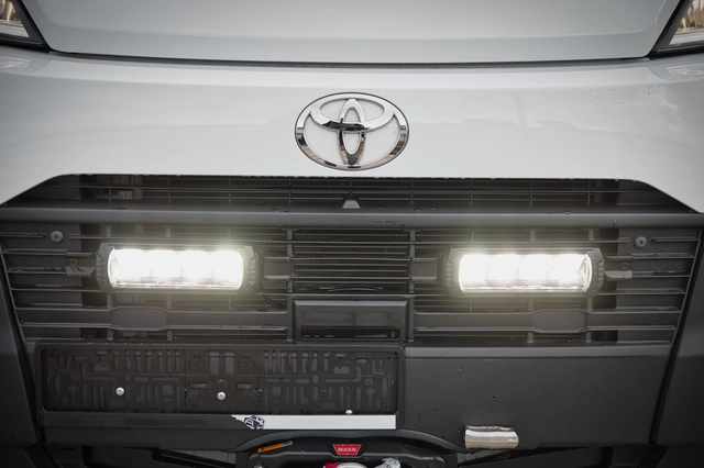 LAZER Toyota Proace Max 2023-> Grillkit med 2 stk. TR750 Elite 