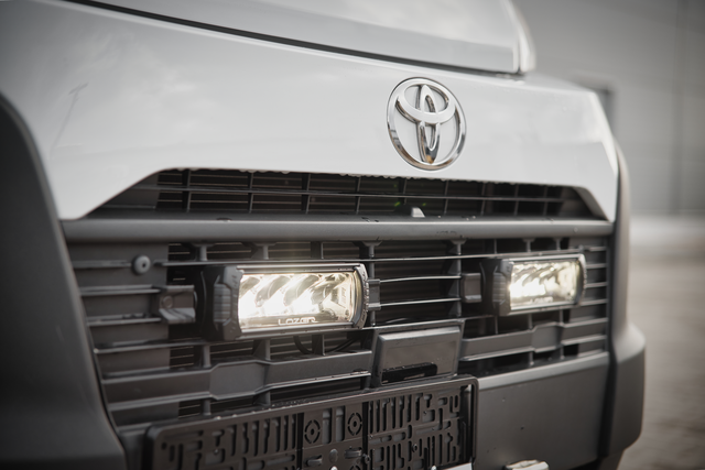 LAZER Toyota Proace Max 2023-> Grillkit med 2 stk. TR750 Elite 