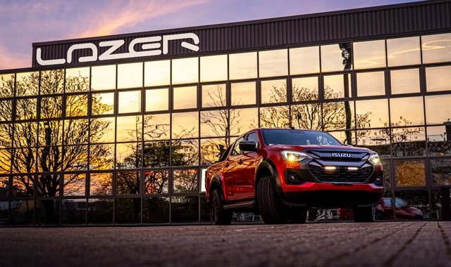 LAZER Isuzu D-MAX 2025-> Grillkit med 2 stk. Linear-6 Elite 