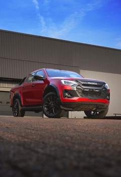 LAZER Isuzu D-MAX 2025-> Grillkit med 2 stk. Linear-6 Elite