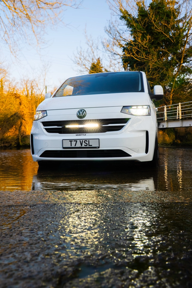 LAZER VW Transporter T7 2025-> Grillkit med Glide Elite 52cm 
