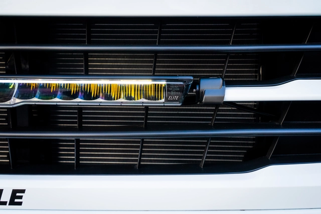 LAZER VW Transporter T7 2025-> Grillkit med Glide Elite 52cm m/parklys 