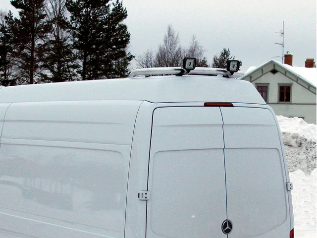 QPAX T-Rack bakre takbøyle Mercedes Sprinter H3 07- SØLV 
