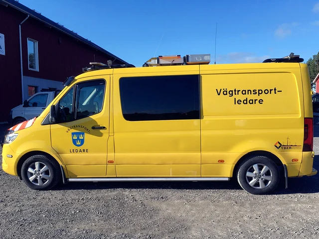 QPAX S-Bar kanalrør Mercedes Sprinter FWD 18- akselavst. 3924mm SØLV 
