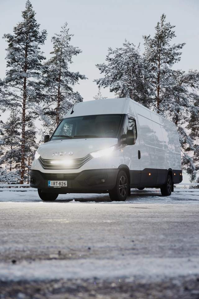 LAZER Grill-braketter f/ Iveco Daily 24-> (t/ Glide/Linear18) 