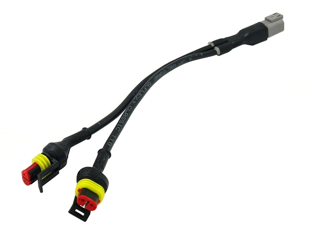 Adapter DT 2-pin hunndel Volvo til 2 stk. AMP hanndel 