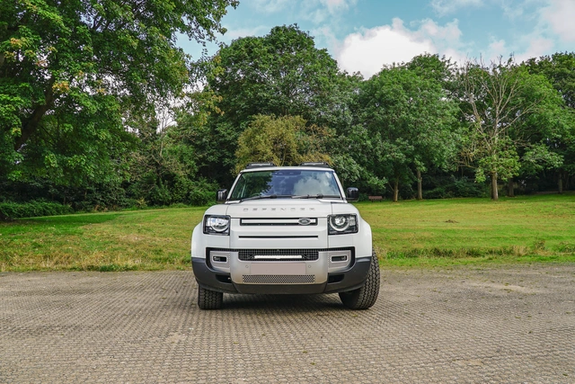 LAZER Grill-braketter f/ Land Rover Defender 20-> (t/Linear18) 