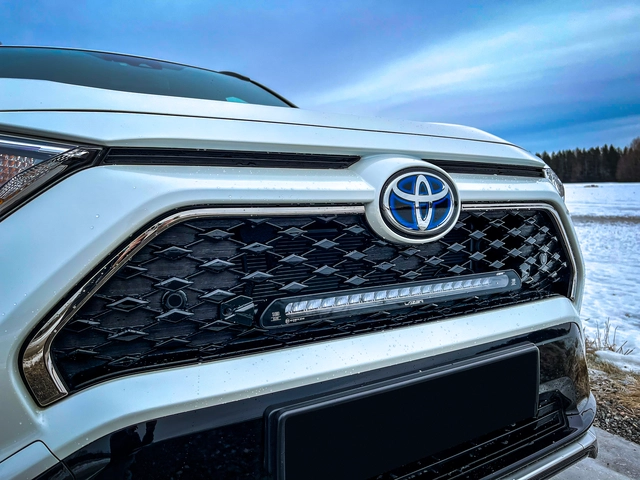 LAZER Grill-braketter f/ Toyota RAV4 PHEV 2020-> (t/ Linear18) 