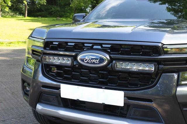 LAZER Ford Ranger Wildtrak 2023-> Grillkit 
