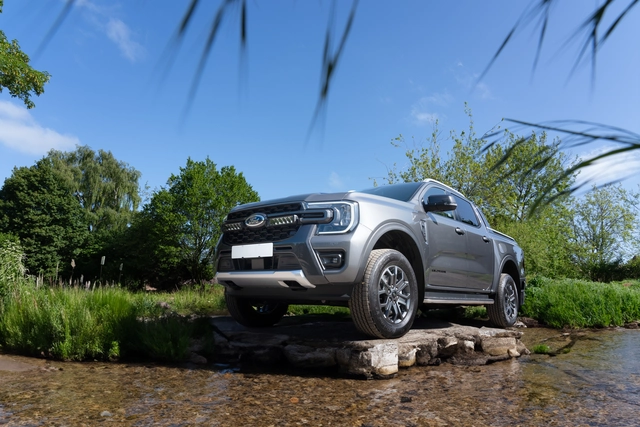 LAZER Ford Ranger Wildtrak 2023-> Grillkit 