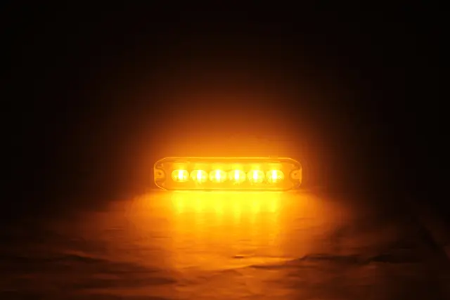 Varsellys 6 LED 7 mm tykk, klar 