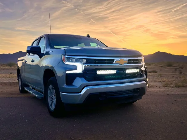 LAZER Chevrolet Silverado 1500 LT 2022-> Grillkit med 2x Triple-R 1000 Elite 